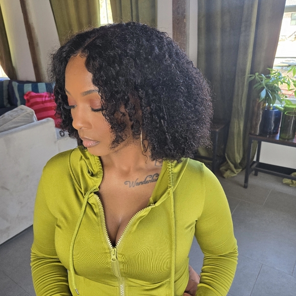 Kinky Curly Finger Coil Wig - Picture 3 of 7